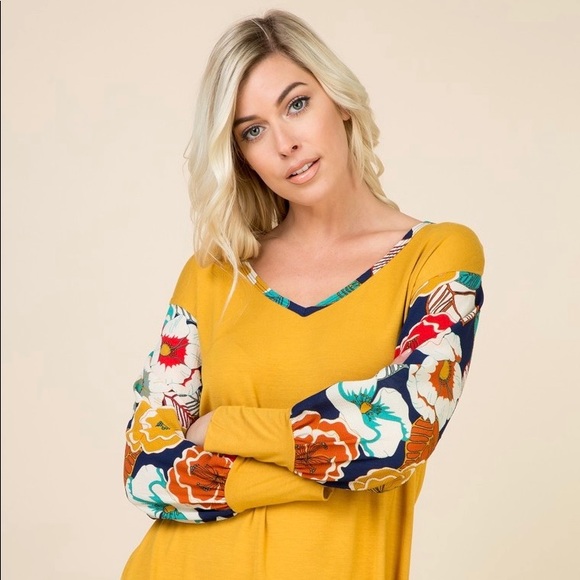 Mai Soli Tops - Mai Soli Women's Yellow Mustard V-Neck Floral Bubble Sleeve Blouse Small
